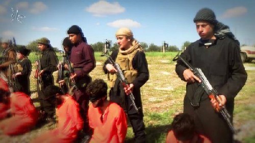 ISIS New Video Shows Beheading of 8 Shiites in Syria's Hama